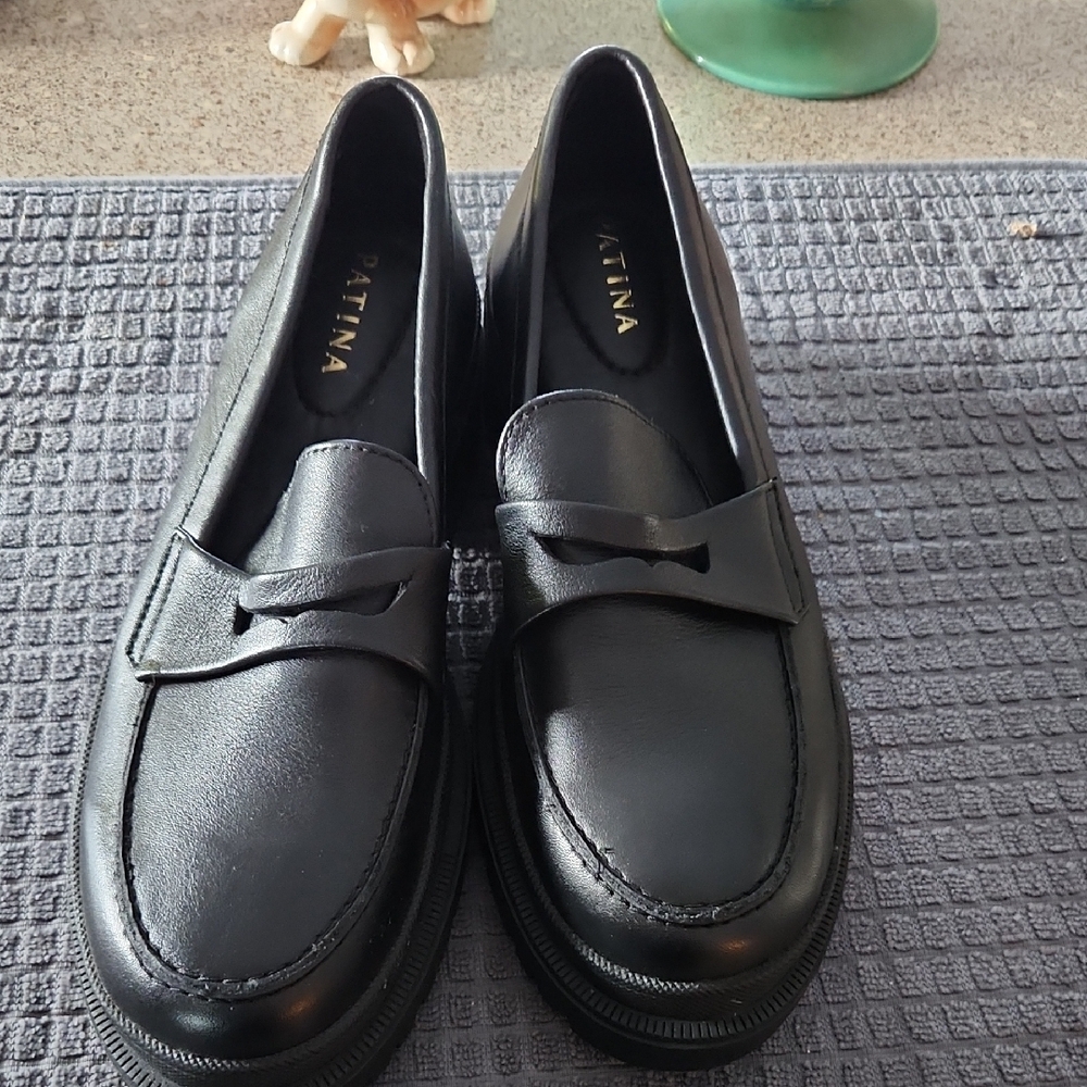 Patina Black Loafers In NEW Condition. Size 11
